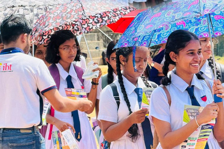 Career guidance and global opportunities – Mahanama College